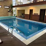 Location Ski-in Ski-out And Swimming Pool بانسكو