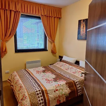 Location Ski-in Ski-out And Swimming Pool