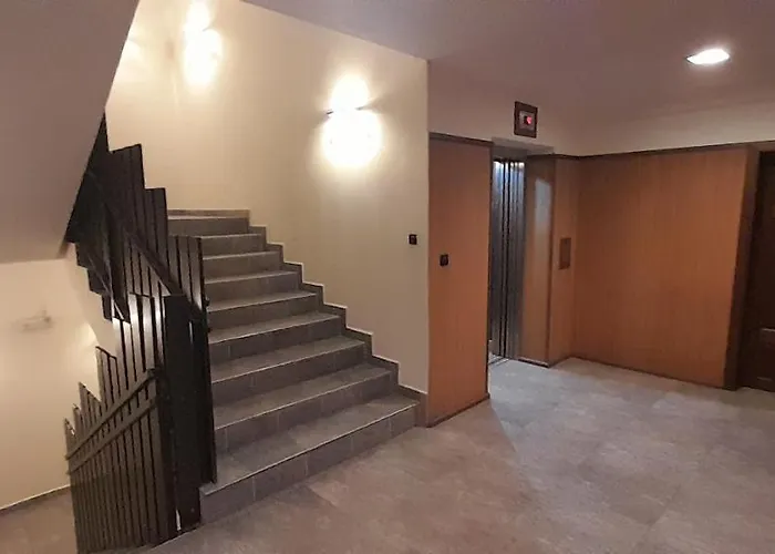 Location Ski-in Ski-out And Swimming Pool * Bansko